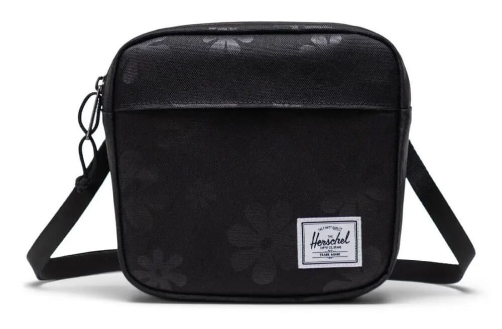 Classic Crossbody-20