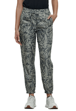Escale-Khaki Grey Tropical-1