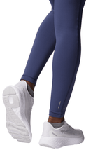 Konos Featherweight-15