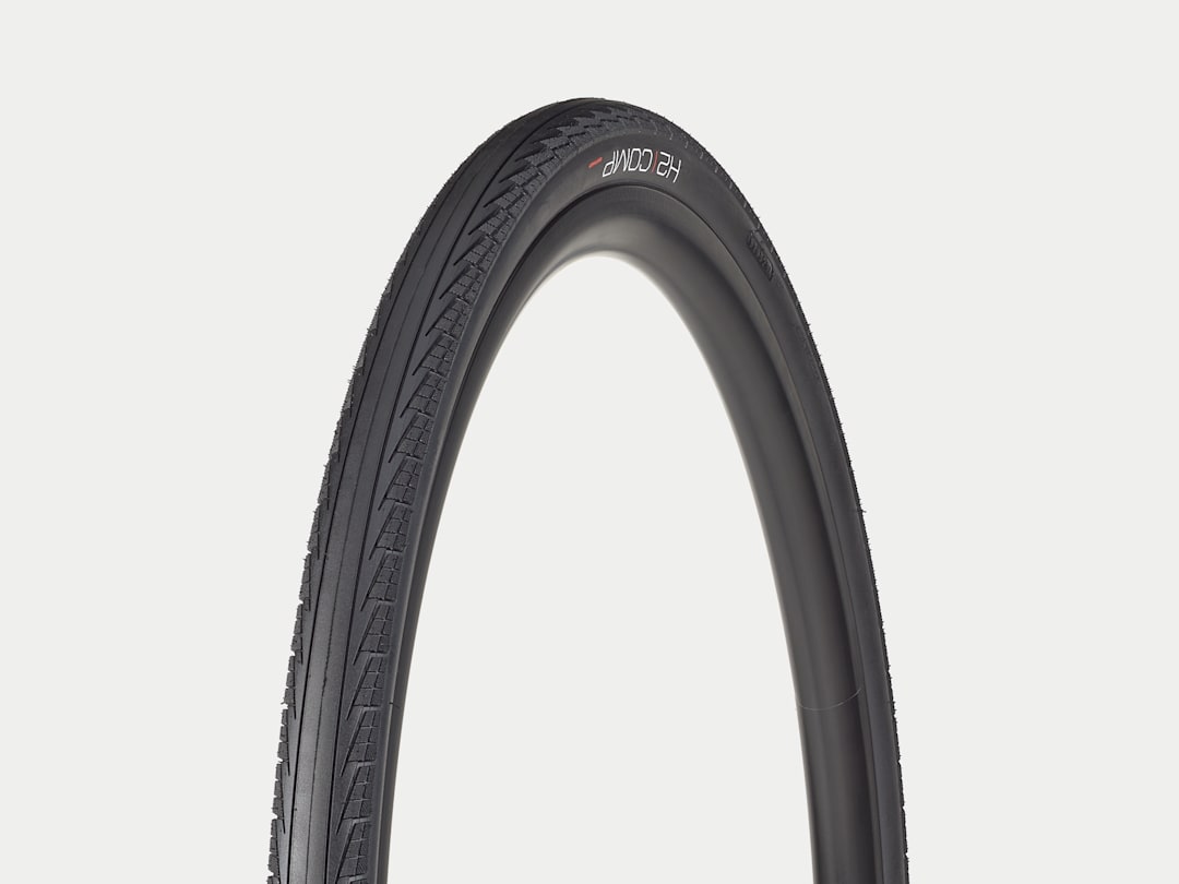 H2 Comp 700x38c Black-1