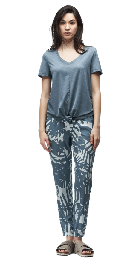 Lastik-47306-Pond Botanical-1