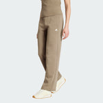 Essentials Small Logo Feel Cozy-1