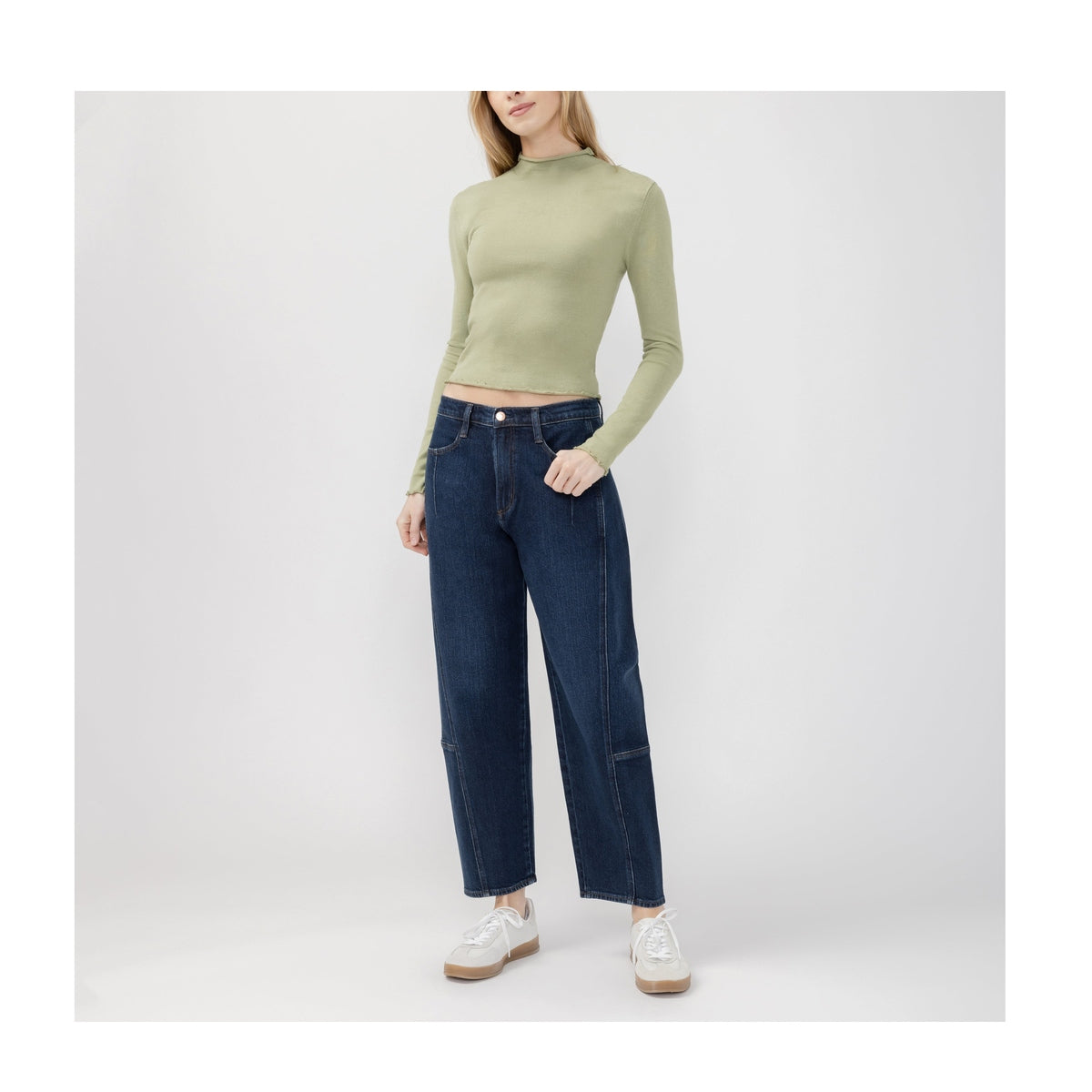 Women's Slim Barrel WOMEN'S JEANS