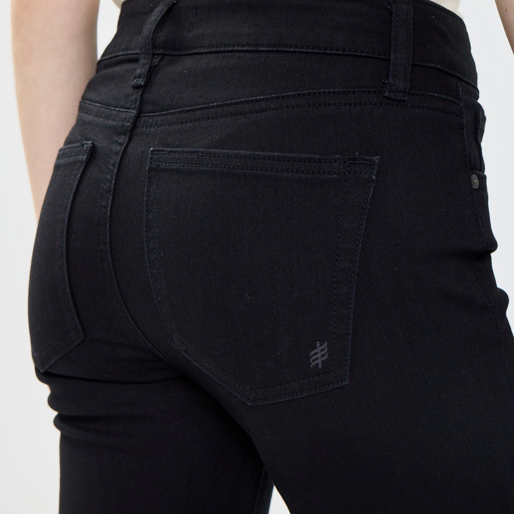 Women's Avery Trouser WOMEN'S JEANS
