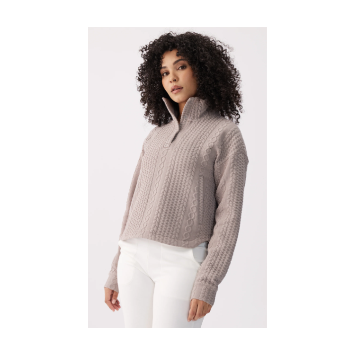 Colette-G939-Pebble-1