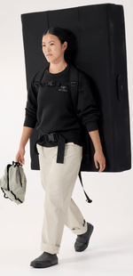 Emblem Fleece Crew-10