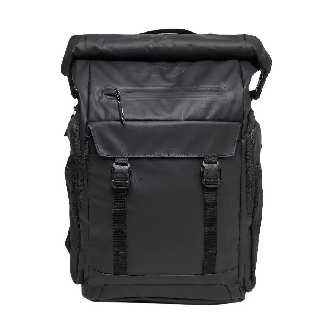 Road Trip Terrain 25L RC Pack-02E-Blackout-1