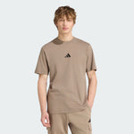 Men's Essentials Small Logo T-SHIRT